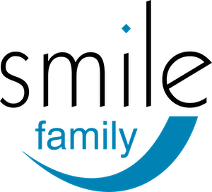 logo smile family